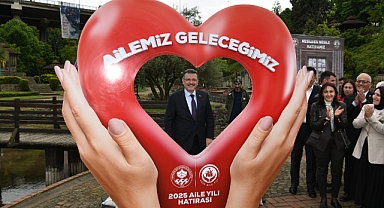 BAŞKAN GENÇ: EN BÜYÜK GÜCÜMÜZ AİLE YAPIMIZDIR