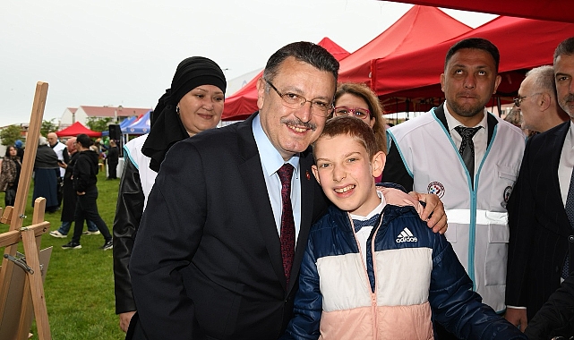 BAŞKAN GENÇ: ÖZEL BİREYLERİMİZ HER ZAMAN ÖNCELİĞİMİZDİR