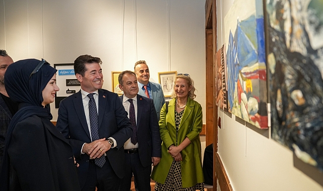 BAŞKAN KAYA, GENÇ SANATÇILAR 2. KARMA RESİM SERGİSİ’NİN AÇILIŞINA KATILDI 