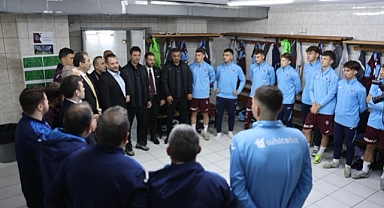 Başkanımız Doğan ve Eski Başkanlarımızdan Ataman'dan U19 Takımımıza Ziyaret