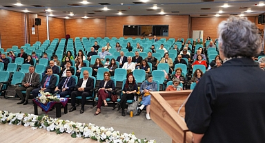 ORTAHİSAR BELEDİYESİ, KÜLTÜR POLİTİKALARI ÇALIŞTAYI DÜZENLEDİ