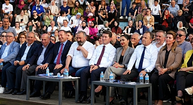 VOLKAN KONAK’IN ÖLÜMSÜZ TÜRKÜLERİ, BOZTEPE’DE SESLENDİRİLDİ