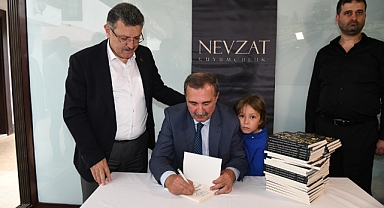 BAŞKAN GENÇ, ŞAKAR'IN İMZA GÜNÜ'NE KATILDI