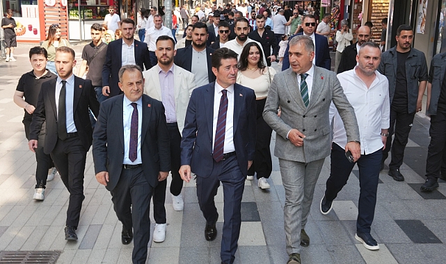 BAŞKAN KAYA, ESNAFLARLA BAYRAMLAŞTI