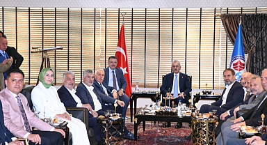 BÜYÜKŞEHİR BELEDİYESİ’NDE BAYRAM COŞKUSU