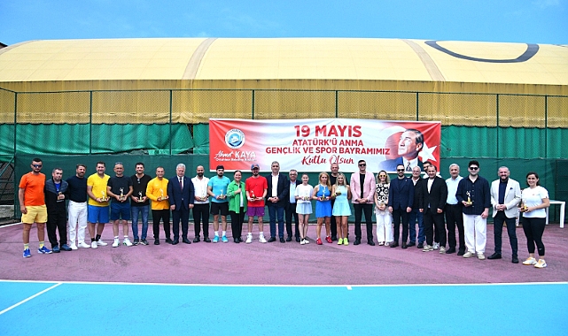 ORTAHİSAR BELEDİYESİ ATATÜRK TENİS TURNUVASI ÇEKİŞMELİ MAÇLARA SAHNE OLDU