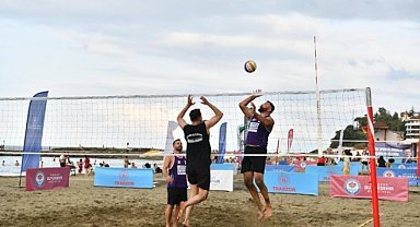 TRABZON’DA PLAJ VOLEYBOLU HEYECANI BAŞLIYOR