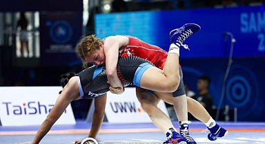 TRABZONLU MİLLİ GÜREŞÇİ BEYZA NUR AKKUŞ DÜNYA ÜÇÜNCÜSÜ OLDU