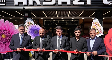 BAŞKAN KAYA, İSTİHDAMA KATKI SAĞLAYAN GİRİŞİMCİLERE TEŞEKKÜR ETTİ