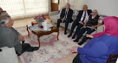 “GAZİLERİMİZ MİLLETİMİZİN ONUR ABİDELERİDİR”