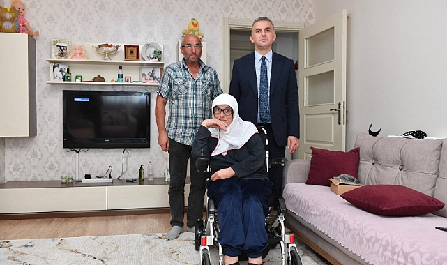 ORTAHİSAR BELEDİYESİ’NİN ENGELLİ BİREYLERE AKÜLÜ SANDALYE VE YATAK DESTEĞİ SÜRÜYOR