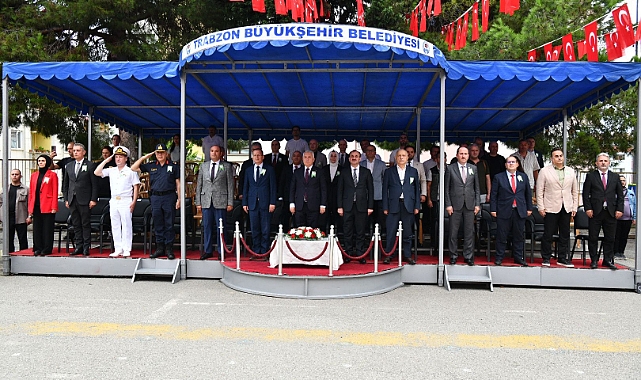 TRABZON’DA İLK DERS ZİLİ ÇALDI
