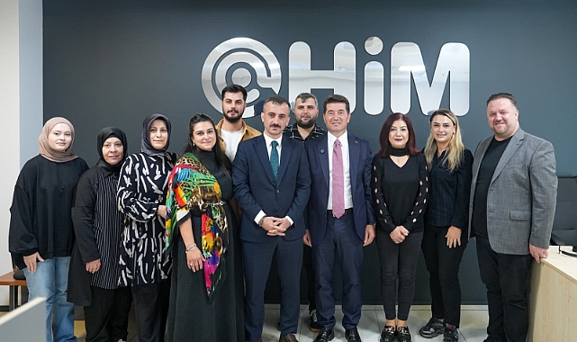 BAŞKAN KAYA, ÇAĞRI MERKEZİNİ ARAYAN VATANDAŞLARA SÜRPRİZ YAPTI