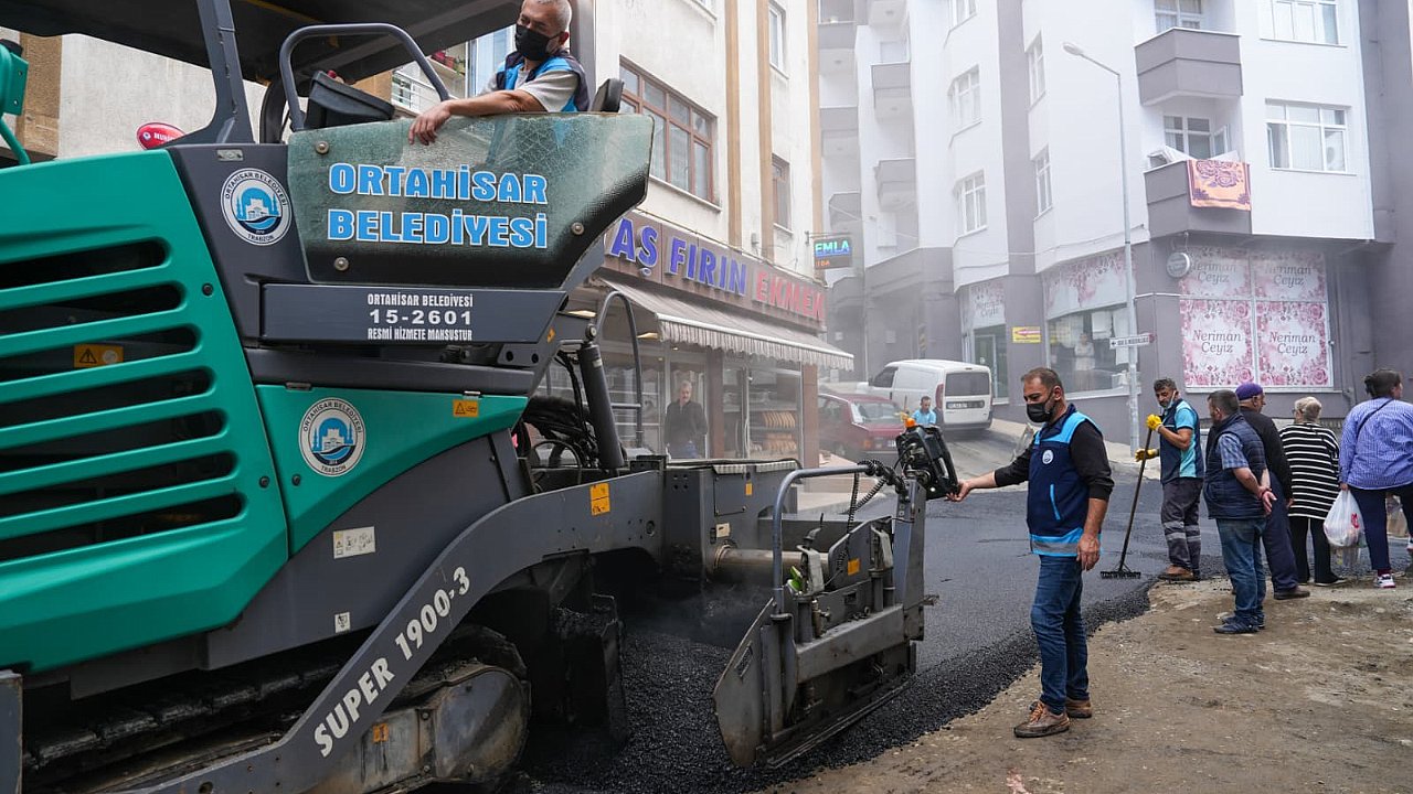 BAŞKAN KAYA, YILLARDIR ÇÖZÜM BEKLEYEN YOL SORUNUNU ÇÖZDÜ