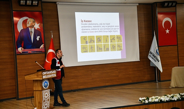 BELEDİYE PERSONELİNE İŞ SAĞLIĞI VE GÜVENLİĞİ EĞİTİMİ VERİLDİ