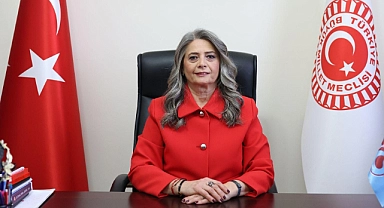 CHP’Lİ SİBEL SUİÇMEZ’DEN 23 NİSAN AÇIKLAMASI