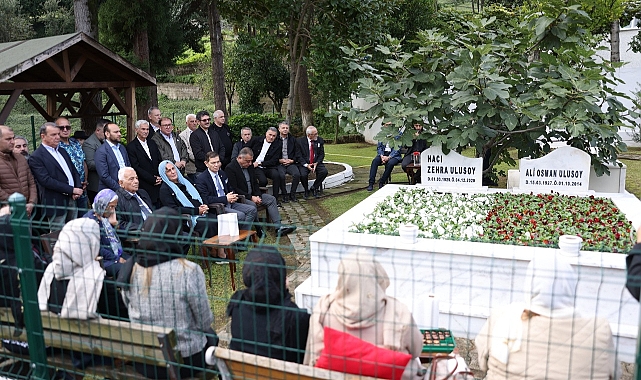 Kurucu Başkanımız Ali Osman Ulusoy kabri başında anıldı