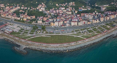 Arsin sahil parkı baştan sona yenileniyor