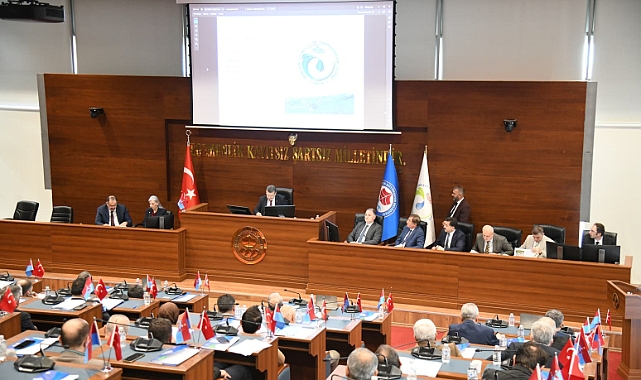 BAŞKAN GENÇ TİSKİ'NİN YATIRIMLARINI ANLATTI