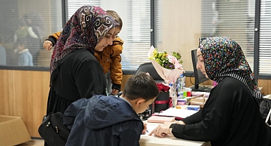 ORTAHİSAR BELEDİYESİ'NDEN ÇOCUKLARA KIŞLIK MONT VE BOT DESTEĞİ