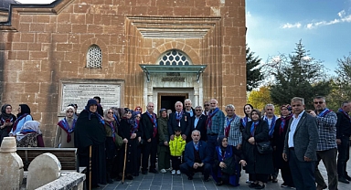 ŞEHİT AİLELERİ DERNEĞİ BAŞKANI İŞLER’DEN, BAŞKAN KAYA’YA TEŞEKKÜR ZİYARETİ
