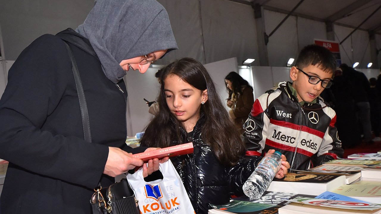 TRABZON’DA KİTAP ŞÖLENİ BAŞLIYOR