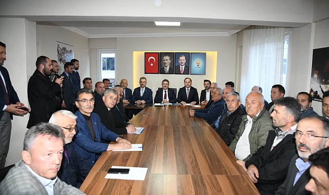 BAŞKAN GENÇ ŞALPAZARI'NDA MUHTARLARLA BULUŞTU