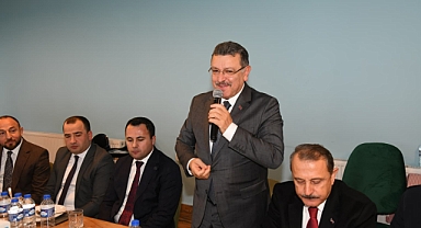 BAŞKAN GENÇ VAKFIKEBİR'DE MUHTARLARLA BULUŞTU