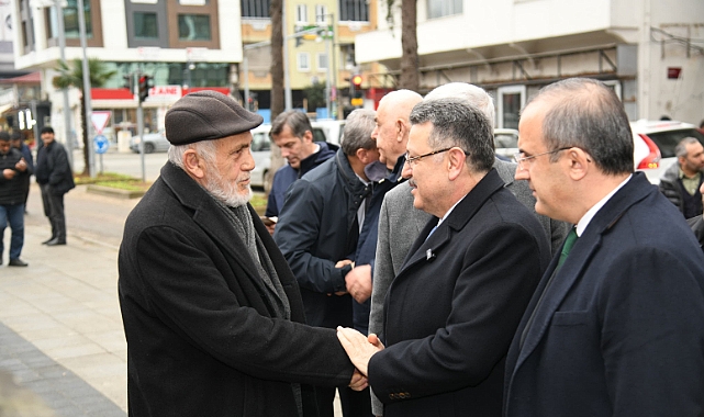 BAŞKAN GENÇ ARAKLI’DA ESNAF VE VATANDAŞI DİNLEDİ