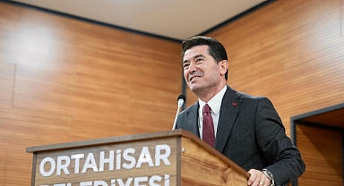 BAŞKAN KAYA’DAN PAZAR ESNAFINA KAPALI PAZAR YERİ MÜJDESİ