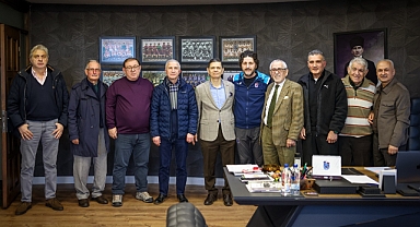 Divan Başkanlık Kurulumuzdan Teknik Direktörümüz Fatih Tekke’ye Ziyaret
