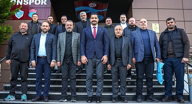 Güreş Federasyonu Başkanı Taha Akgül’den Kulübümüze Ziyaret