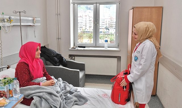 ORTAHİSAR BELEDİYESİ’NDEN YENİ YILIN İLK BEBEKLERİNE HEDİYE