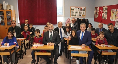 TAŞACAK BU DENİZ  OYUNCULARINI SİZE GETİRECEĞİM”