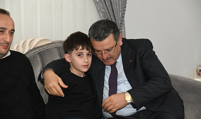 BAŞKAN GENÇ'TEN ARSİN’E HEM HİZMET HEM GÖNÜL ZİYARETİ