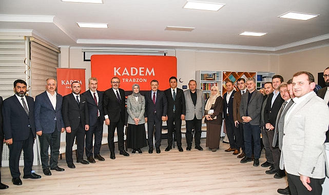 BAŞKAN GENÇ'TEN DİL EĞİTİMİ ÇIKIŞI