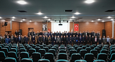 BAŞKAN KAYA MUHTARLAR TOPLANTISINDA BİRLİK VE BERABERLİK MESAJI VERDİ