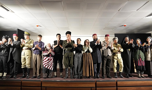 BÜYÜKŞEHİR'DEN İLÇELERDE TİYATRO ŞÖLENİ