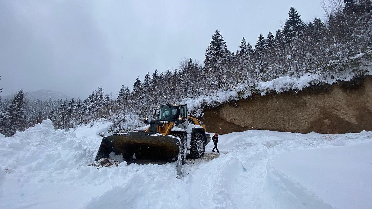 BÜYÜKŞEHİR EKİPLERİ MAĞDURİYETE FIRSAT VERMİYOR