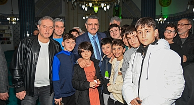 BÜYÜKŞEHİR RAMAZAN’I ÇOCUKLAR İÇİN ŞÖLENE ÇEVİRDİ