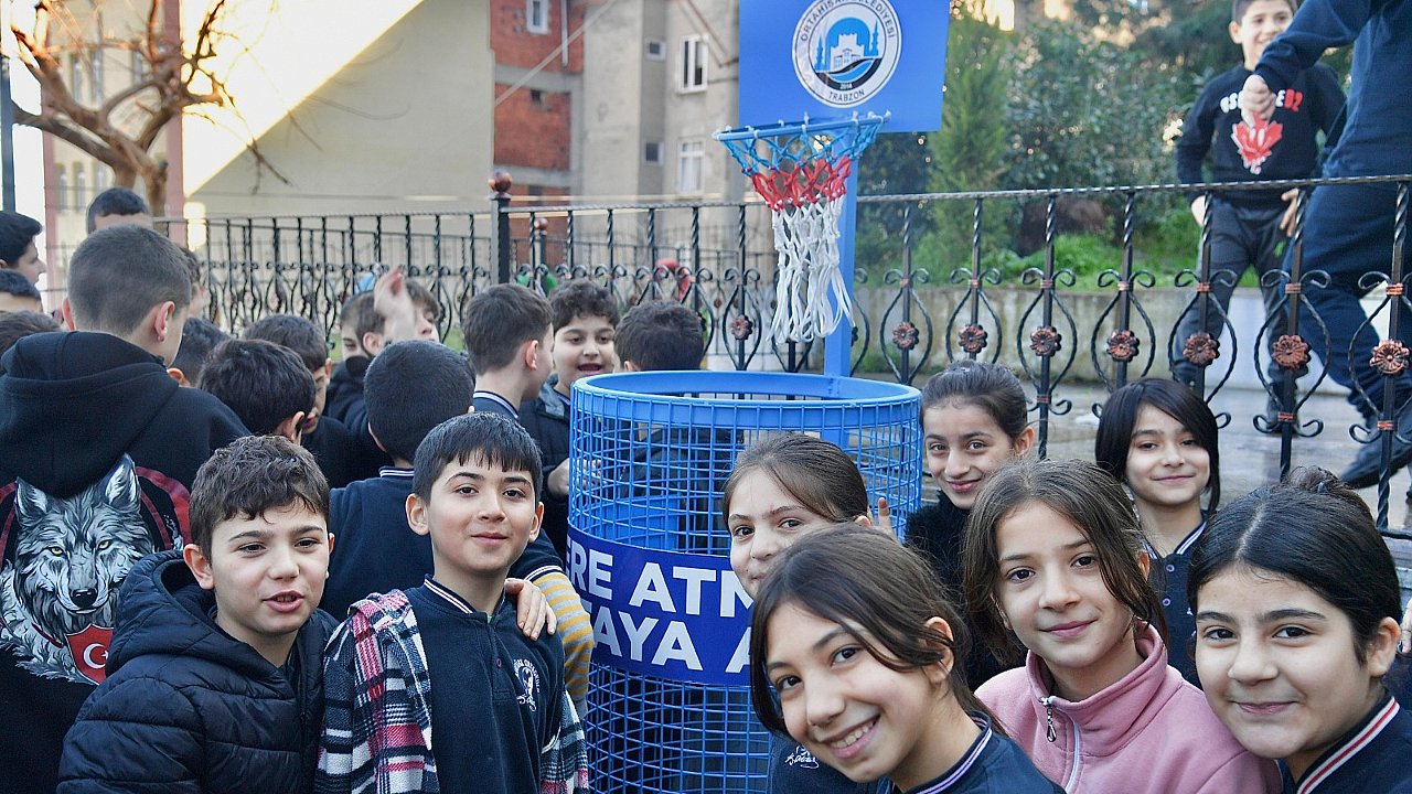 ORTAHİSAR BELEDİYESİ’NDEN GERİ DÖNÜŞÜMÜ SEVDİREN UYGULAMA