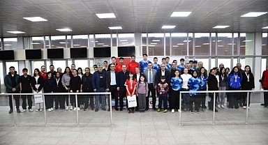 ORTAHİSAR BELEDİYESİ SPORCUSU BUĞRA SELİMZADE, BÖLGE ŞAMPİYONU OLDU