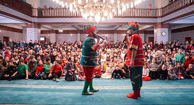 TRABZON’DA CAMİLER ÇOCUKLARLA ŞENLENDİ 