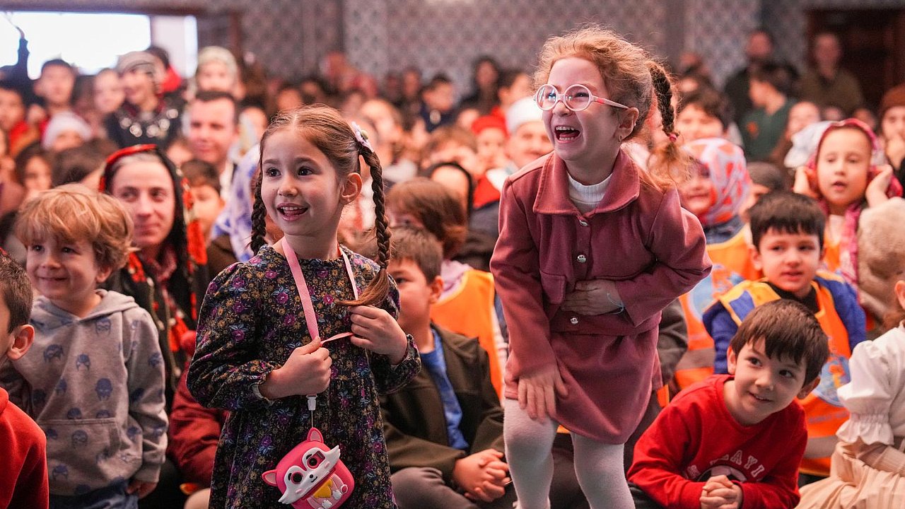 TRABZON’DA CAMİLER ÇOCUKLARLA ŞENLENDİ