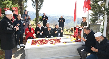 BAŞKAN GENÇ’TEN ŞEHİT PİLOT GENÇCELEP'İN KABRİNE VE AİLESİNE ZİYARET