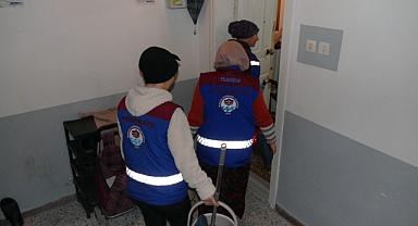 BÜYÜKŞEHİR'İN EVDE TEMİZLİK HİZMETİNDEN BİNLERCE VATANDAŞ YARARLANDI