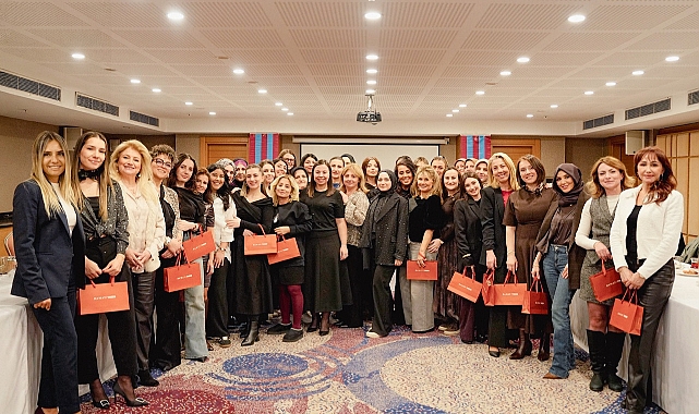 Trabzonspor'da  Dünya Emekçi Kadınlar Günü Kutlandı