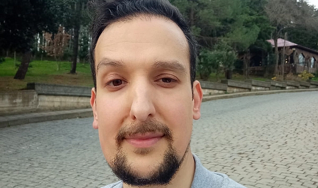 Vücutlar Sahada Akıllar Kupada