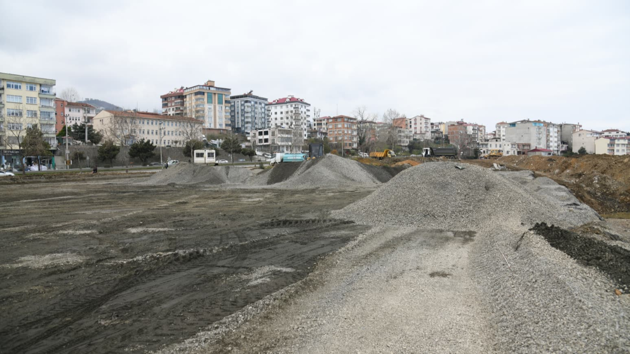 BAŞKAN GENÇ, AKÇAABAT’TA PROJELERİ YERİNDE İNCELEDİ