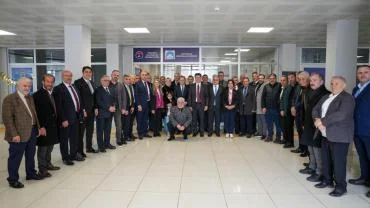 BAŞKAN KAYA, HEMŞERİLERİYLE BAYRAMLAŞTI